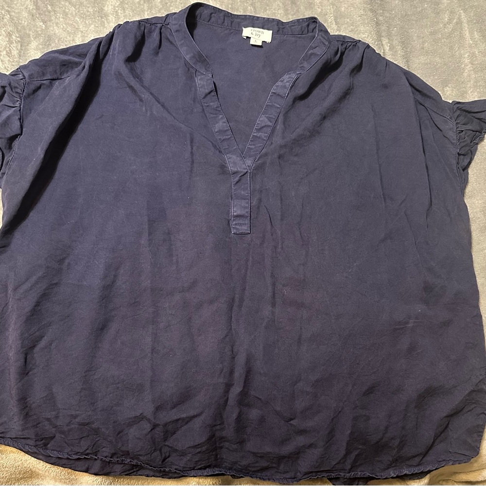 Crown & Ivy navy short sleeve top. Practically brand new.